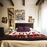 Bed & Breakfast Junior Con Jacuzzi 3*