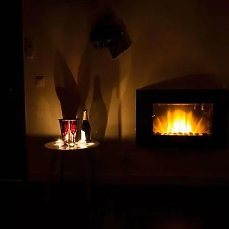 Junior Con Jacuzzi Bed and breakfast Babilafuente