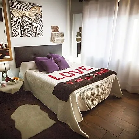 Bed and breakfast Junior Con Jacuzzi 3*