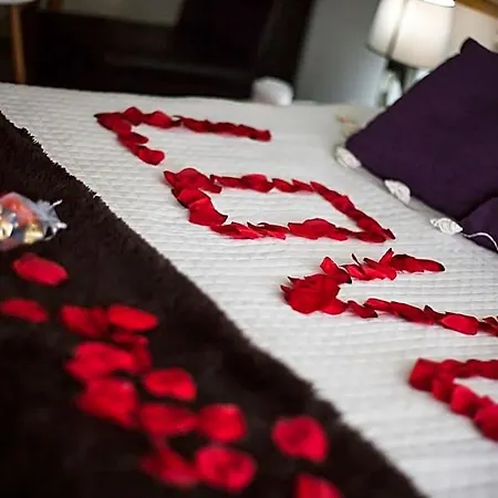 Junior Con Jacuzzi Bed and breakfast Babilafuente