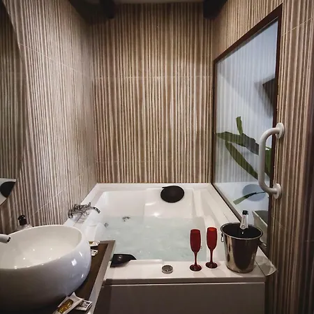 Junior Con Jacuzzi Bed and breakfast