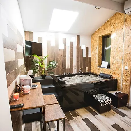 Junior Con Jacuzzi Babilafuente